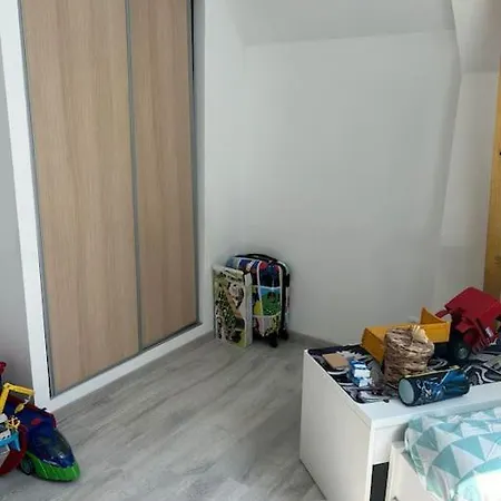 Belle Maison Avec Piscine Chauffee Sans Vis-a-vis Vakantiehuis