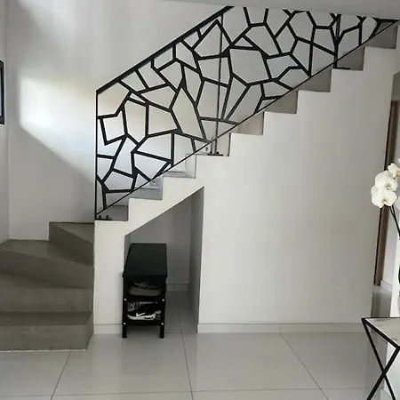 Belle Maison Avec Piscine Chauffee Sans Vis-a-vis Σπίτι διακοπών