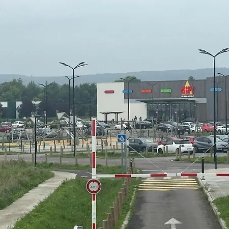 Belle Maison Avec Piscine Chauffee Sans Vis-a-vis