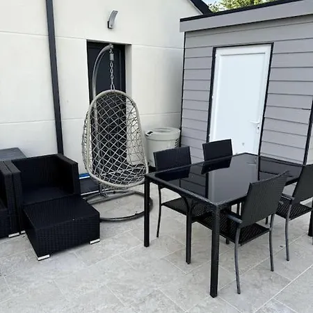 Vakantiehuis Belle Maison Avec Piscine Chauffee Sans Vis-a-vis Caudebec-les-Elbeuf