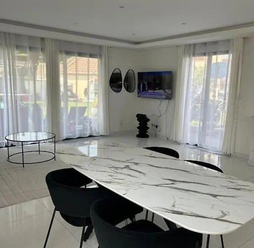 度假居 Belle Maison Avec Piscine Chauffee Sans Vis-a-vis *