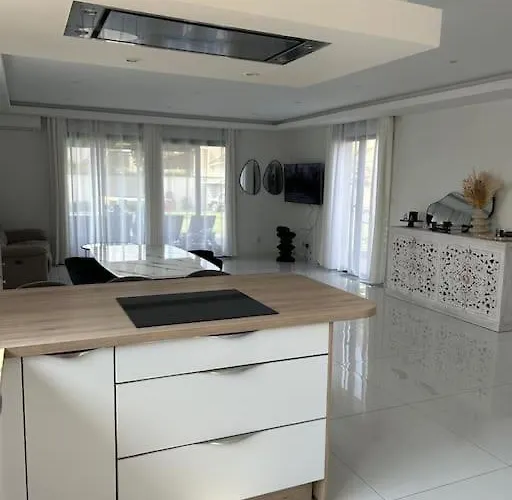 Belle Maison Avec Piscine Chauffee Sans Vis-a-vis 度假居 Caudebec-les-Elbeuf